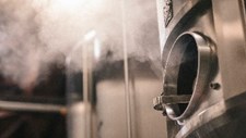 Recuperação de energia em caldeira de vapor para aquecimento das águas quentes sanitárias (AQS)