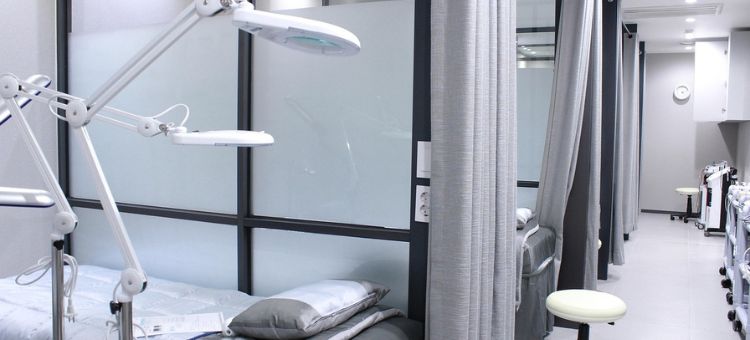 Áreas críticas no hospital: instalações elétricas